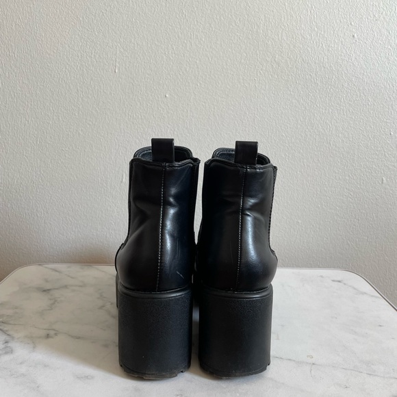 Black Platform Chelsea Boots - Picture 3 of 4